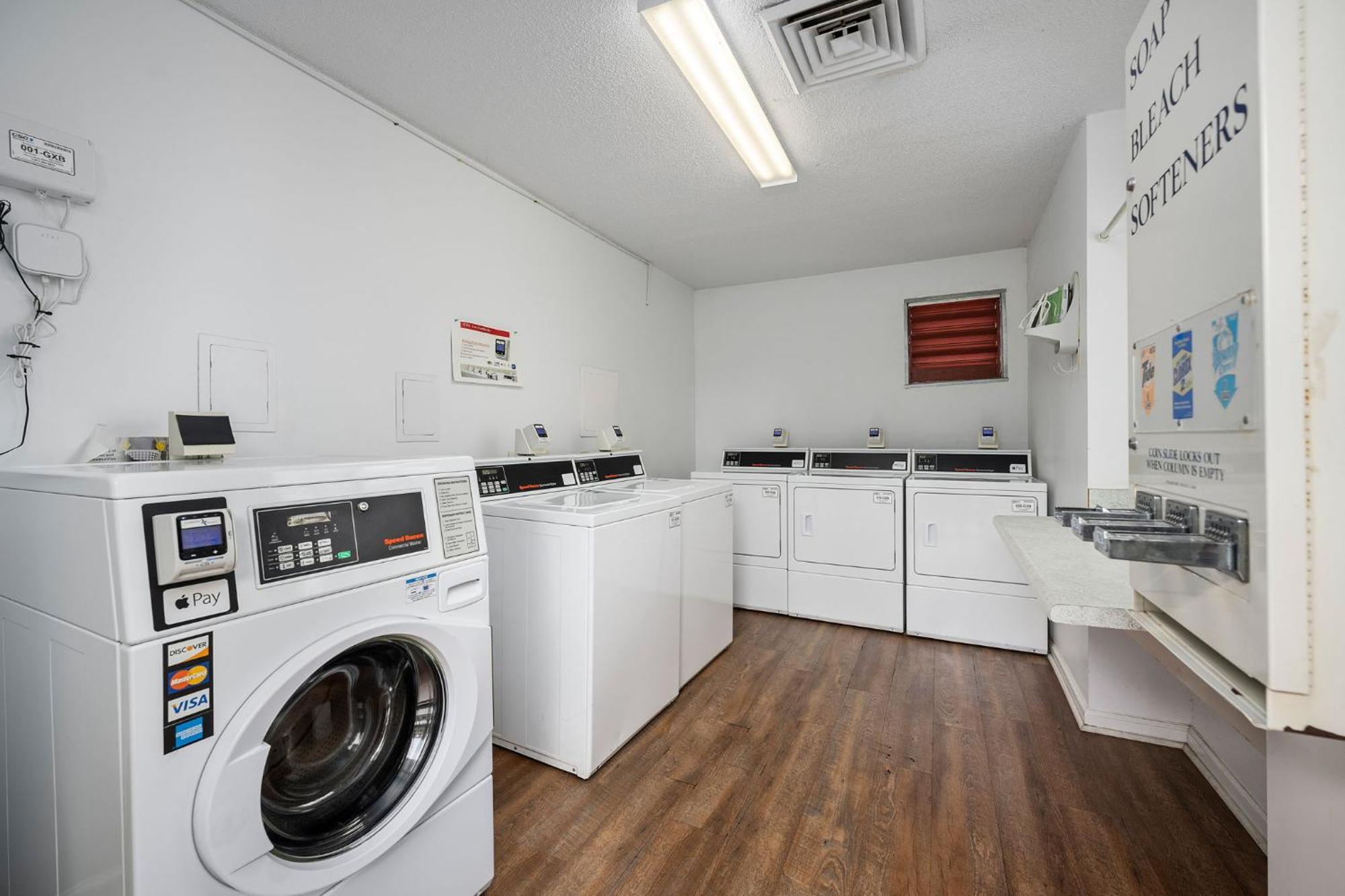 Affordable Suites Wilson Exteriér fotografie